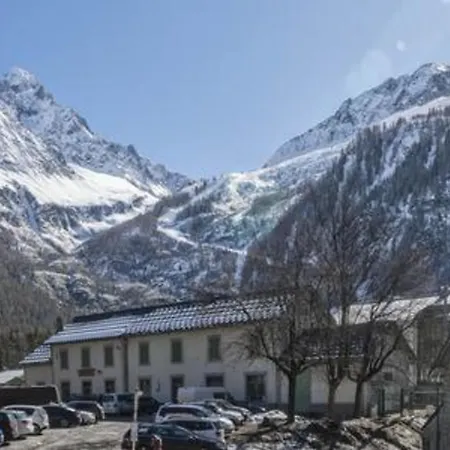 Apartman A Stunning Duplex Flat Near The Grands Montets Chamonix