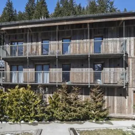 A Stunning Duplex Flat Near The Grands Montets