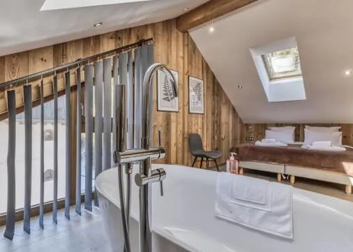 Ruby - Luxurious Duplex 180 M2 アパート